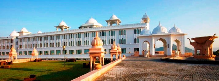 430/Radisson Blu Udaipur Palace Resort & Spa - Udaipur 02.jpg